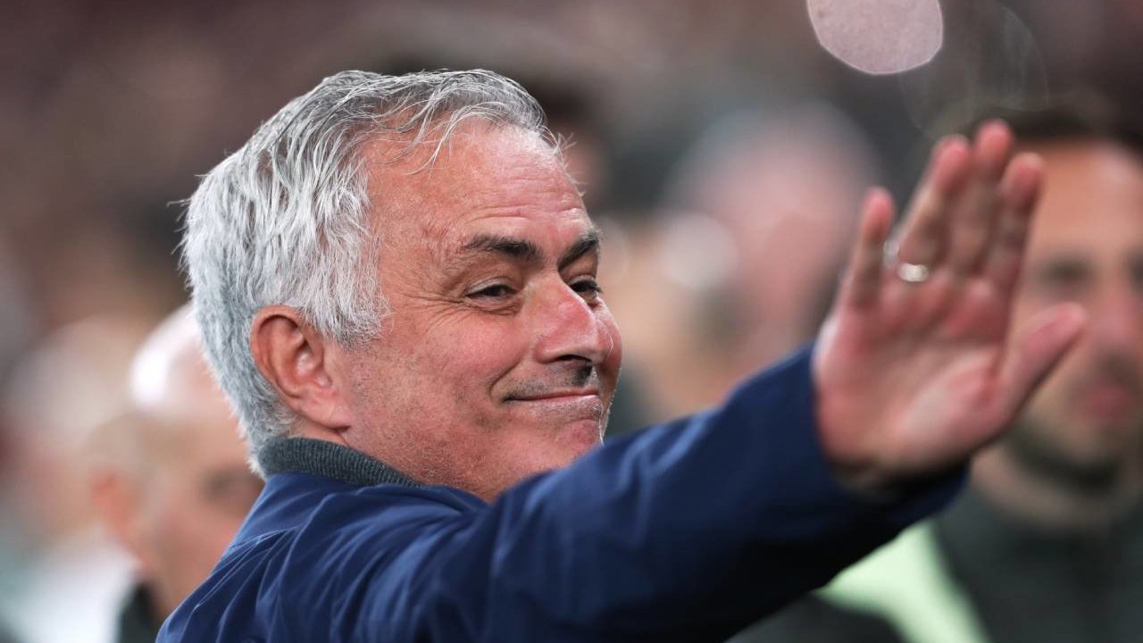 Jose Mourinho Pilih Dua Bek Terbaik Sepanjang Kariernya, Bukan Sergio Ramos atau Varane!