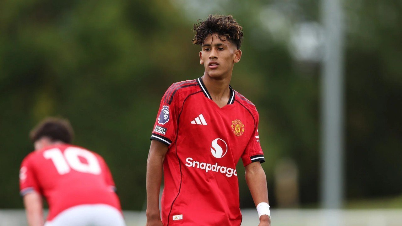 Baru Berusia 15 Tahun, JJ Gabriel Sukses Curi Panggung di Laga Pramusim Manchester United