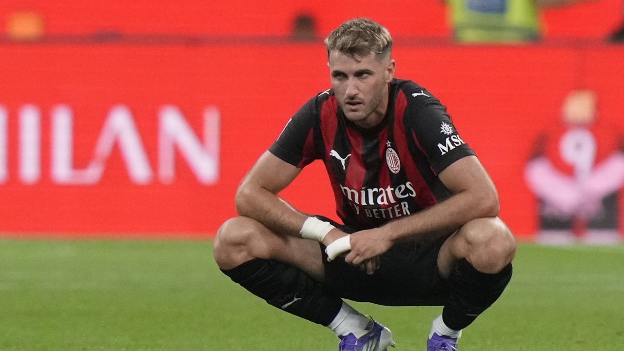 Santiago Gimenez Diburu Lazio dan FC Porto, AC Milan Masih Bimbang soal Peminjaman