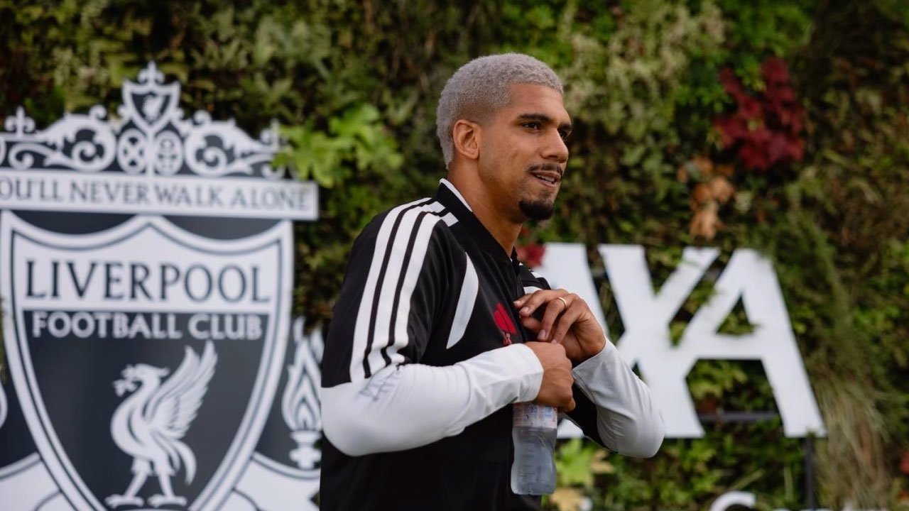 Ronald Araujo Tidak Pikir Dua Kali Terima Pinangan Liverpool
