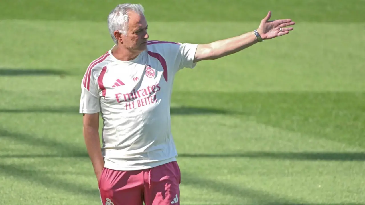 Jose Mourinho Harus Memilih, 2 Dilema Real Madrid Jelang Lawan Atletico