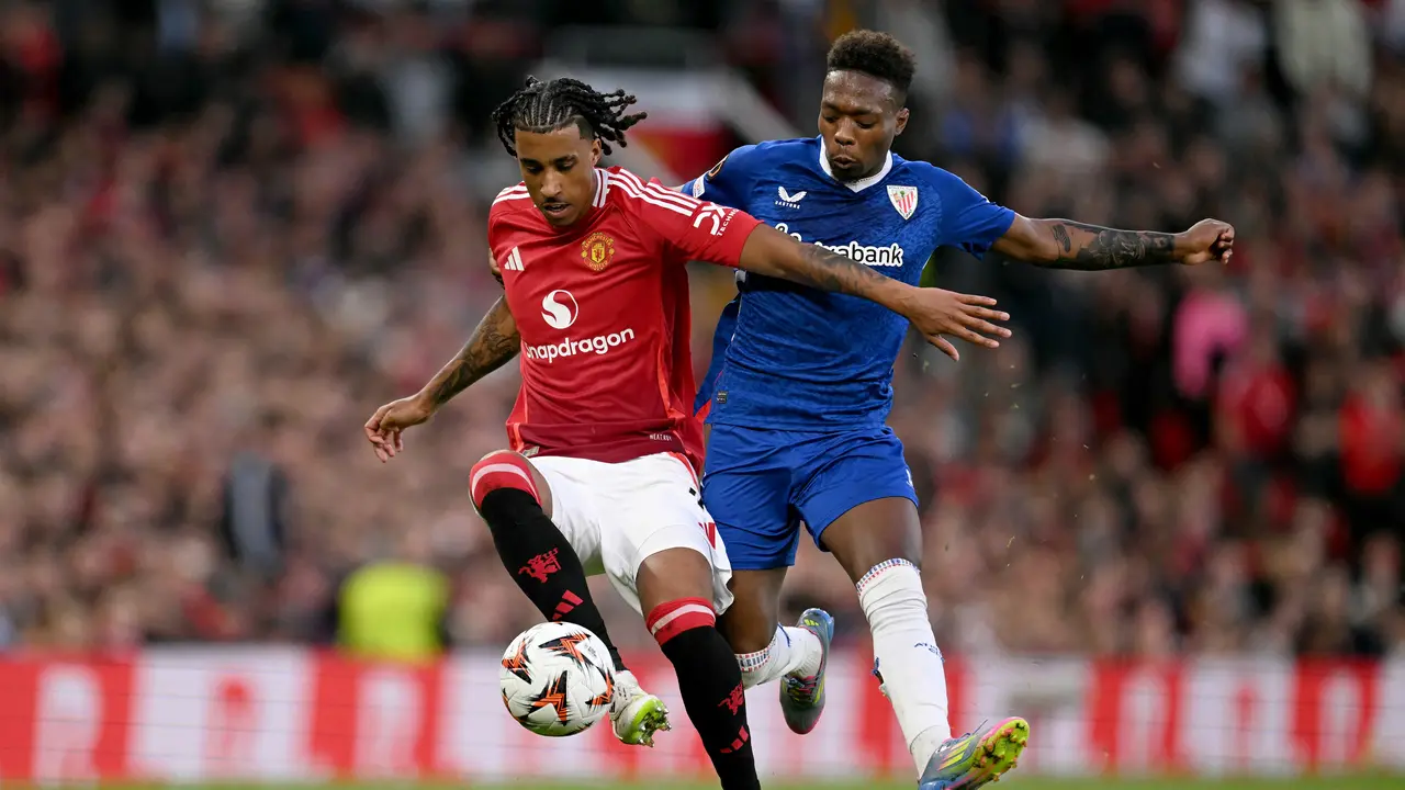 Tiga Bek Jadi Target Baru Manchester United di Tengah Ketidakpastian Leny Yoro